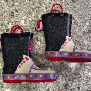 Sparkly and Fun Kids Horse and Hearts Rainboots-Size‎ 8